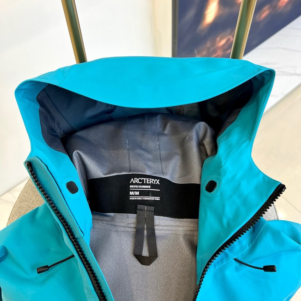 ARC‘TERYX/始祖鸟【顶级版，自带救援反射器】ALoro Pianaha系列 Sv 第7代 GOR