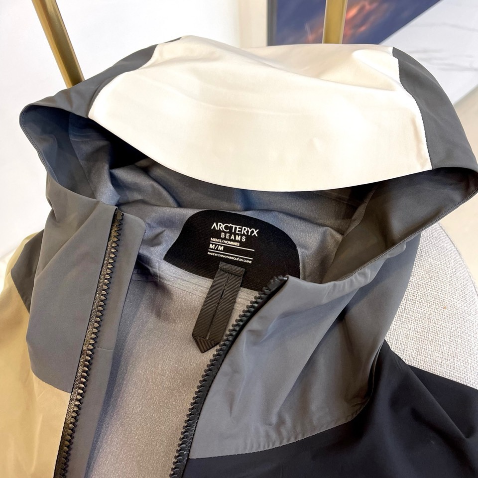 Arcteryx［顶级版］始祖鸟冲锋衣，帅到炸裂的一款！ARC TERYX始祖鸟 BEAMS 25周年联