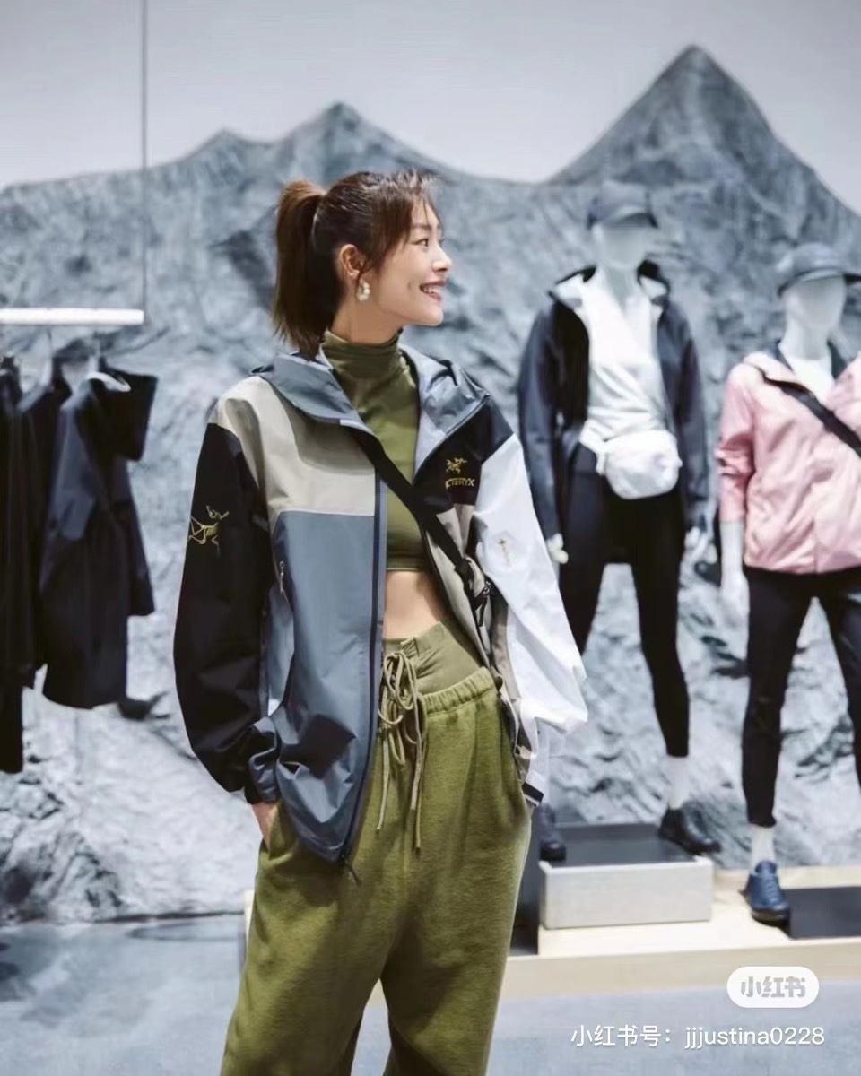 Arcteryx［顶级版］始祖鸟冲锋衣，帅到炸裂的一款！ARC TERYX始祖鸟 BEAMS 25周年联