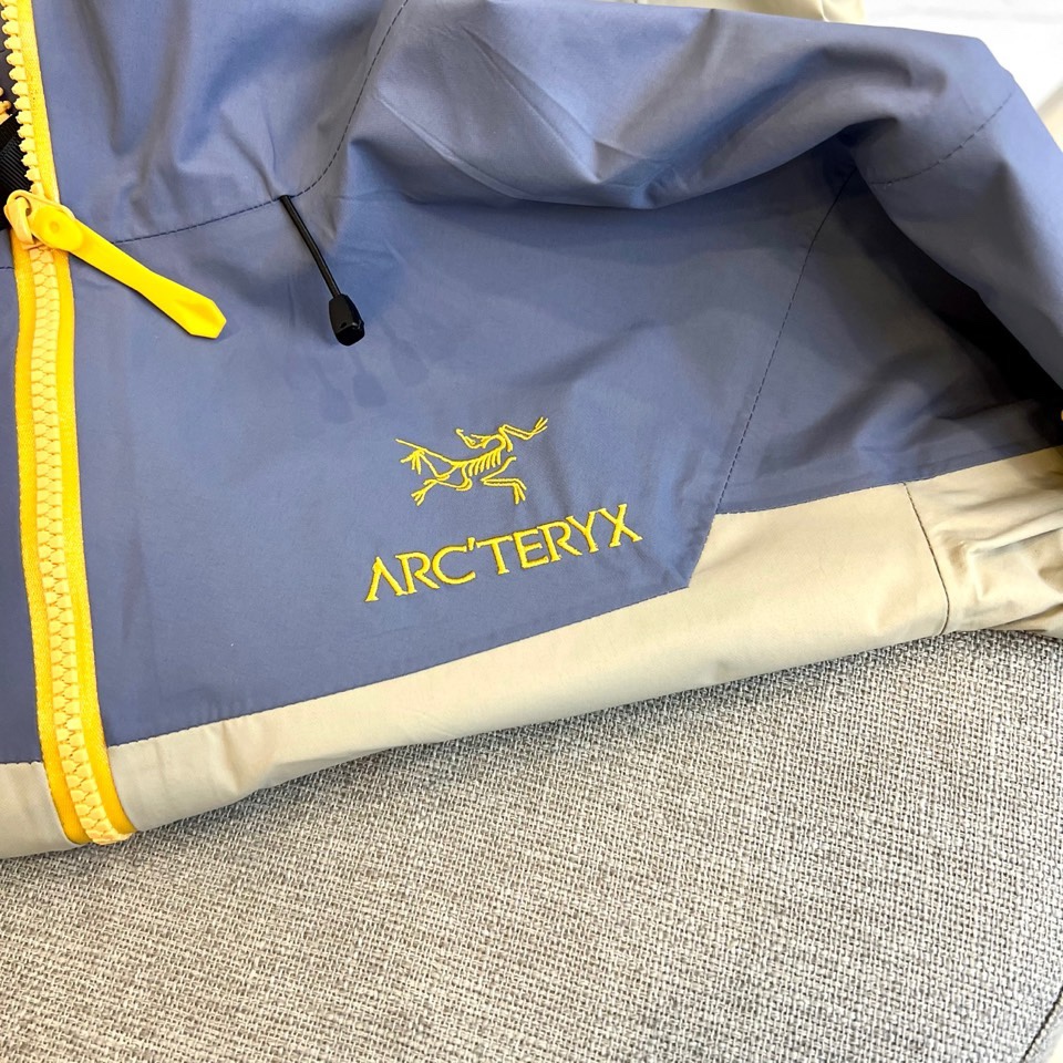 ARC‘TERYX/始祖鸟【蛇年🐍限定】ALoro Pianaha系列 Sv 第7代 GORE-TEX 