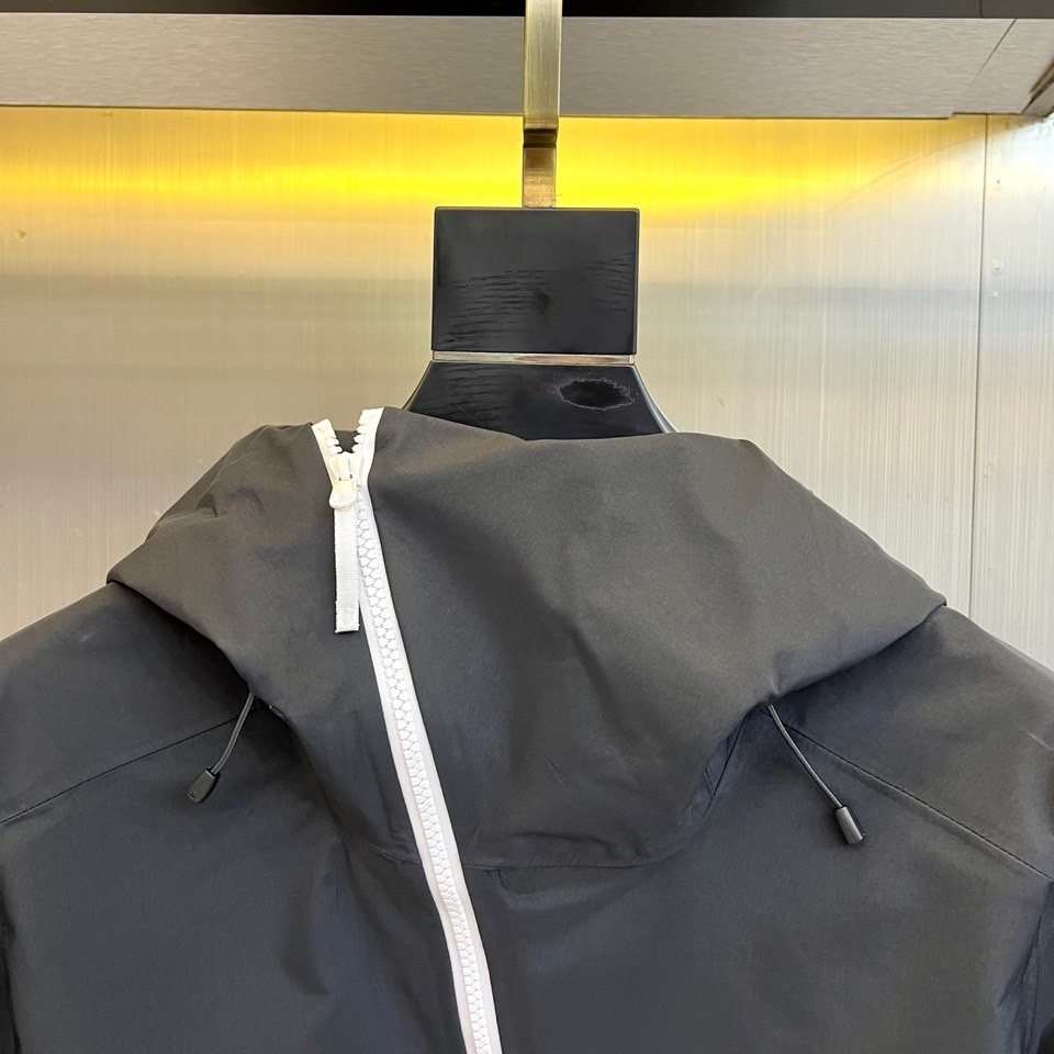 ARC’TERYX始祖鸟Sidewinder 【响尾蛇】冲锋衣，全地形征服者—定义高山全能防护新标杆！•