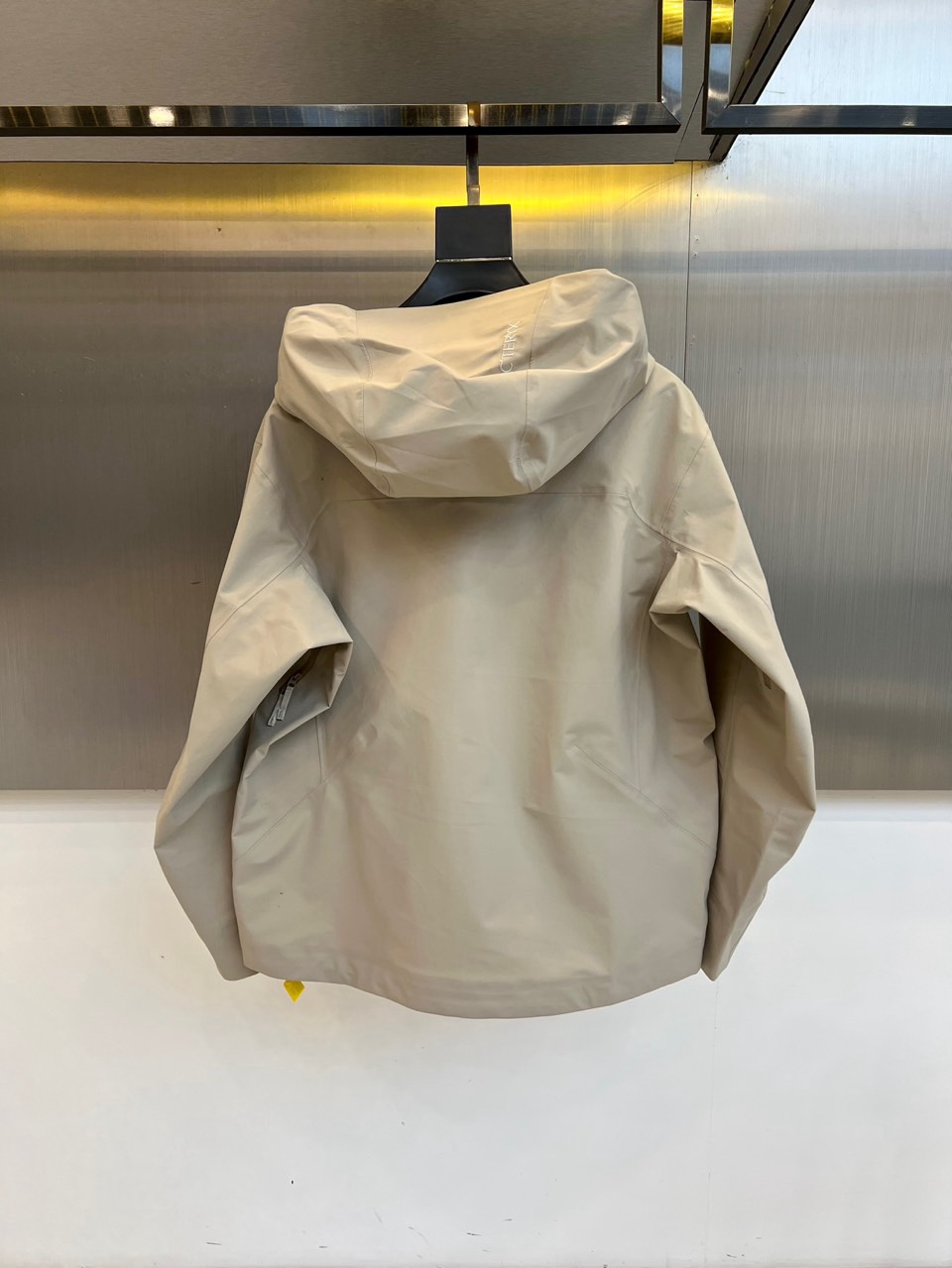 ARC’TERYX始祖鸟Sidewinder 【响尾蛇】冲锋衣，全地形征服者—定义高山全能防护新标杆！•