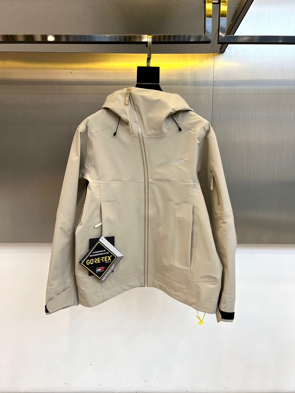 ARC’TERYX始祖鸟Sidewinder 【响尾蛇】冲锋衣，全地形征服者—定义高山全能防护新标杆！•