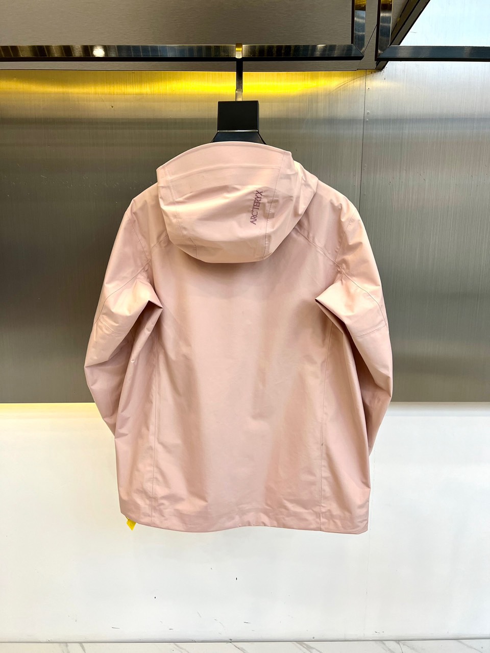 Arctery-🐦鸟家，顶配 beta jacke夹克风衣外套，国内代够一衣难求。 -Arc’teryx