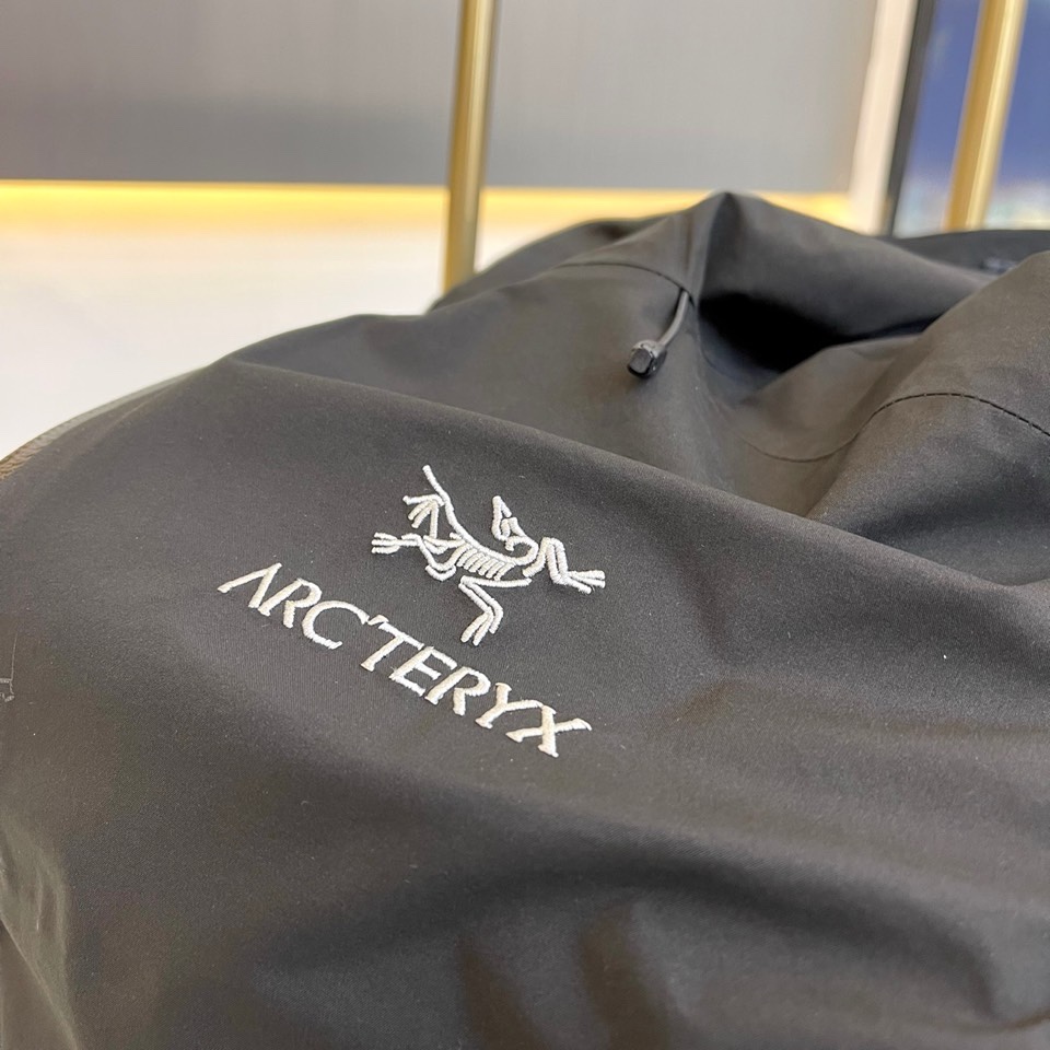 Arcteryx［顶级版，随意对比，不是莆田货］ARC‘TERYX/始祖鸟 beta LT系列冲锋衣 官