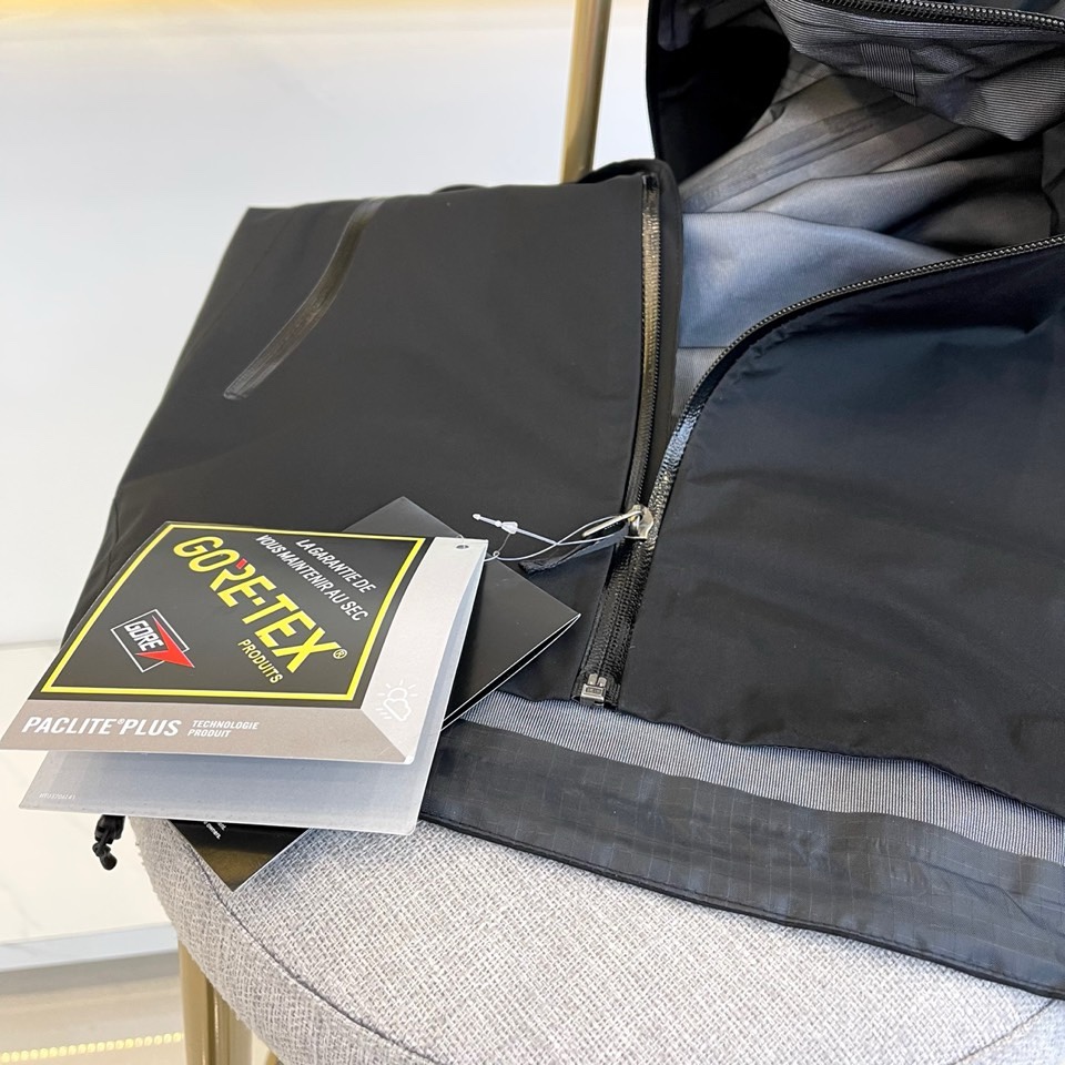 Arcteryx［顶级版，随意对比，不是莆田货］ARC‘TERYX/始祖鸟 beta LT系列冲锋衣 官