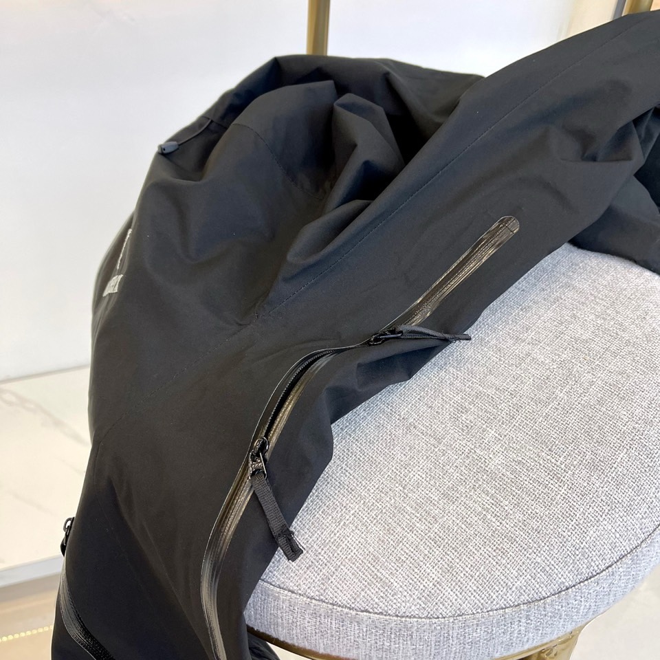 Arcteryx［顶级版，随意对比，不是莆田货］ARC‘TERYX/始祖鸟 beta LT系列冲锋衣 官