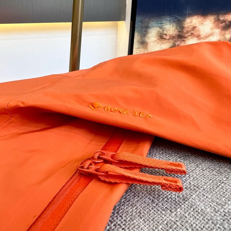 Arcteryx-🐦家［顶级版，随意对比，不是莆田货］ARC‘TERYX/始祖鸟 beta LT系列冲锋