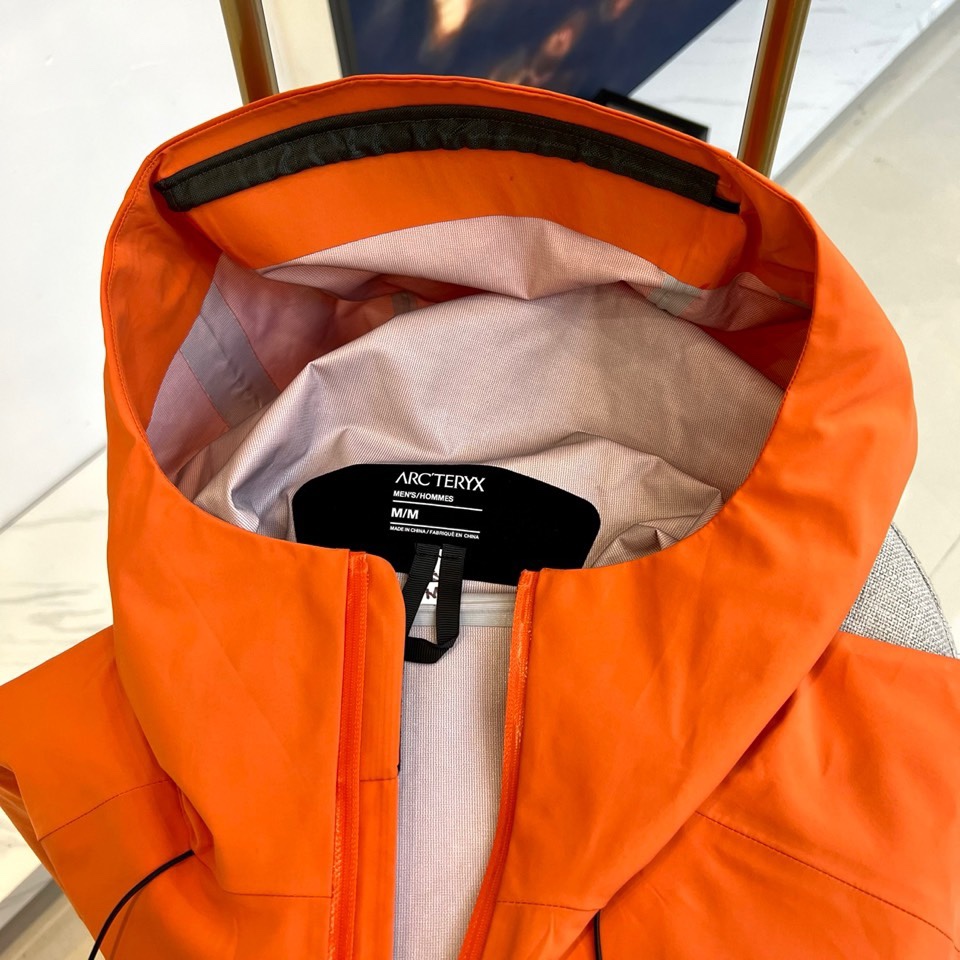 Arcteryx-🐦家［顶级版，随意对比，不是莆田货］ARC‘TERYX/始祖鸟 beta LT系列冲锋