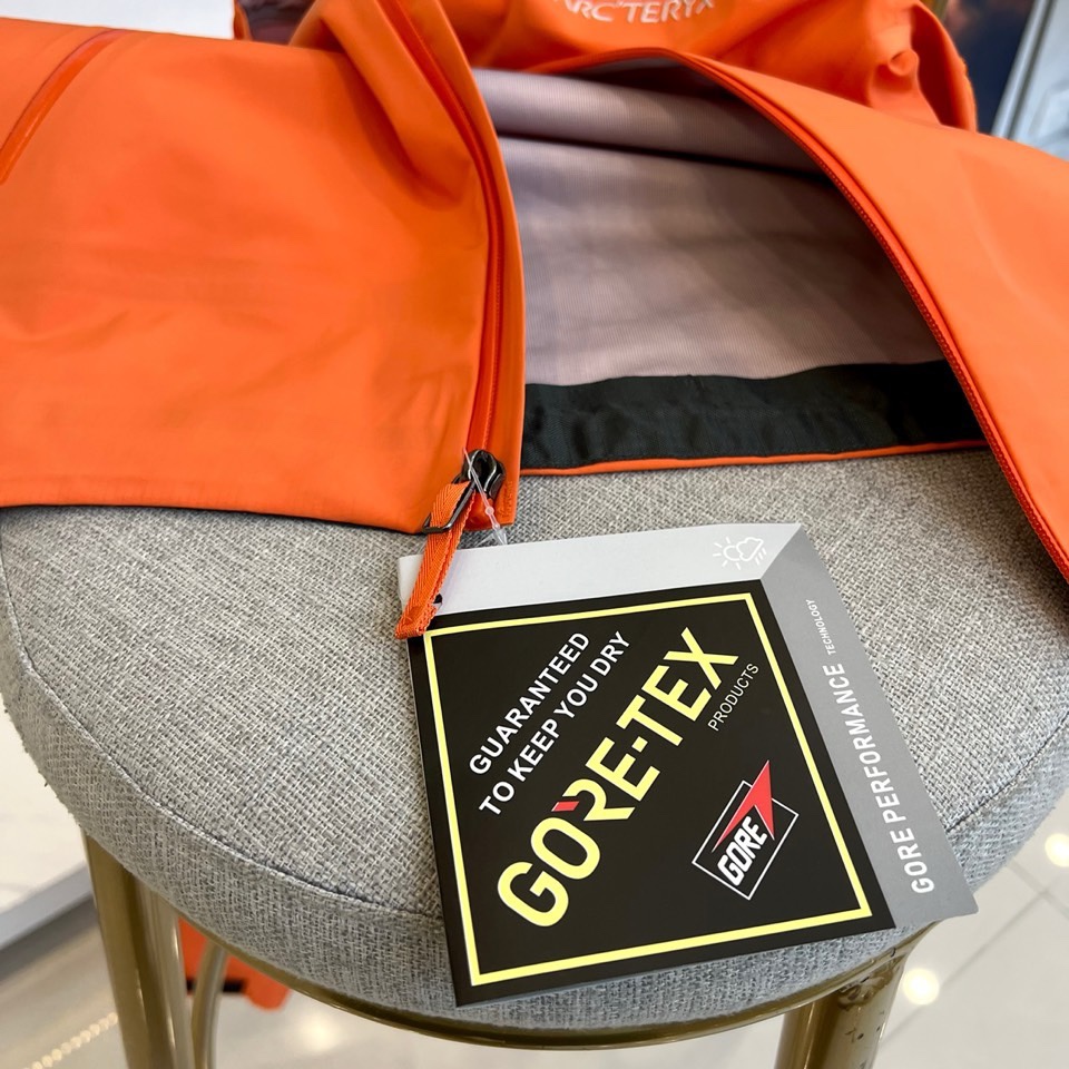 Arcteryx-🐦家［顶级版，随意对比，不是莆田货］ARC‘TERYX/始祖鸟 beta LT系列冲锋
