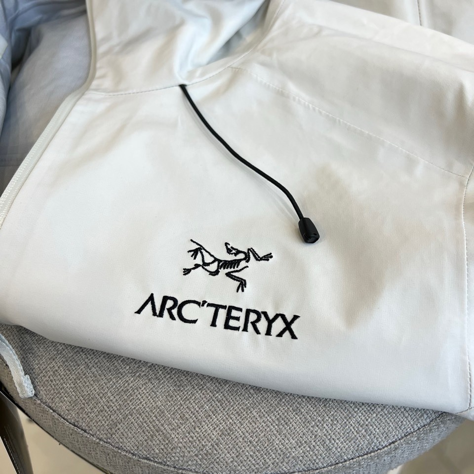 Arcteryx-🐦家［顶级版，随意对比，不是莆田货］ARC‘TERYX/始祖鸟 beta LT系列冲锋