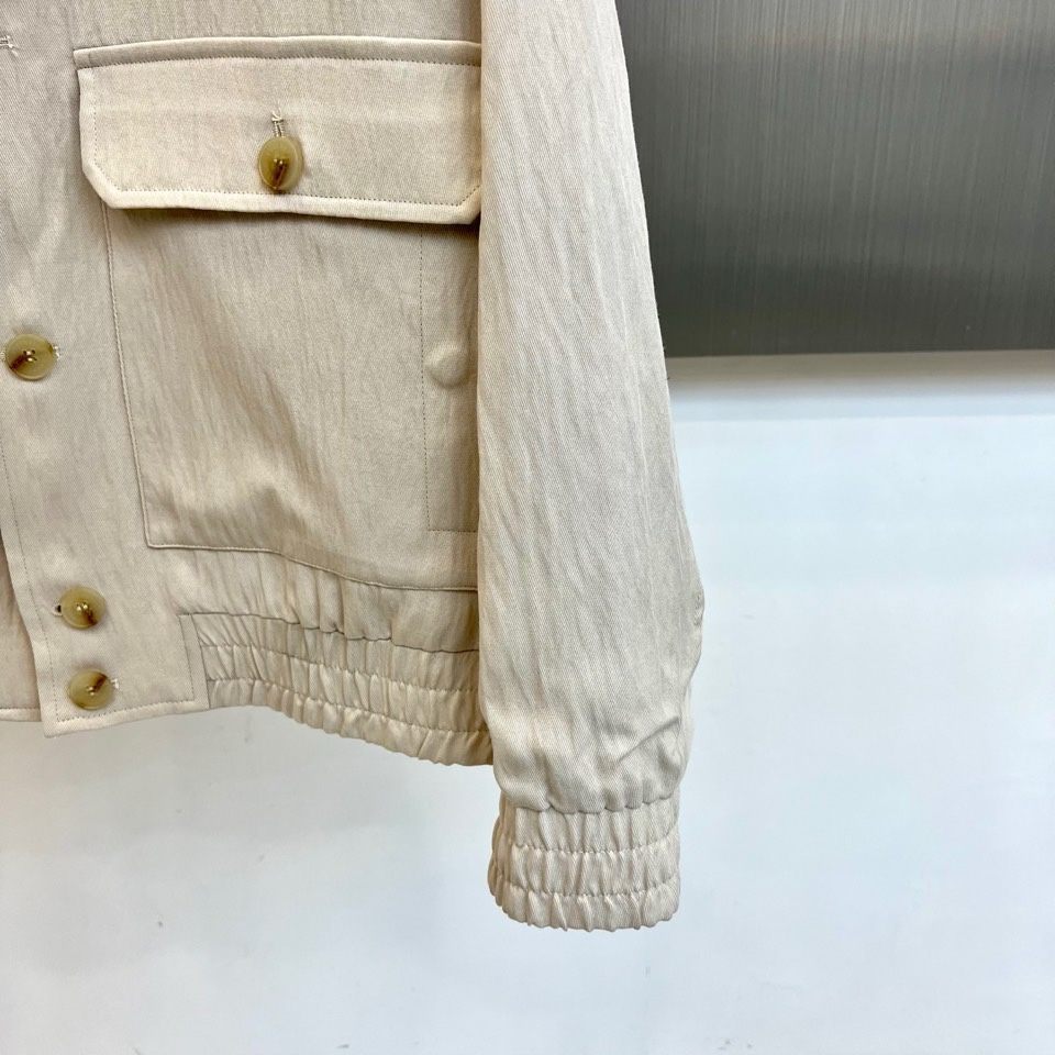 Brunello Cucinelli-BC、2026春夏新品夹克，以意式优雅重塑休闲美学。色调纯净柔和，