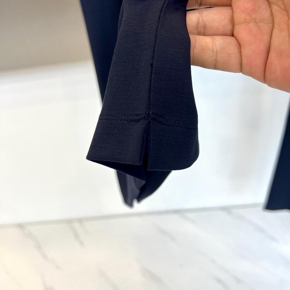 Brunello Cucinelli-BC、2026春夏新品休闲套装，以简约高级的色调诠释轻奢运动风尚。