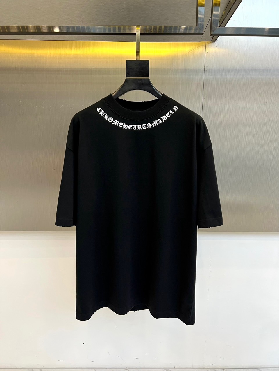 Chrome Herad克罗心、2026春夏新品重磅登场！100%纯棉面料，经典刺绣T恤，以极简纯色为底