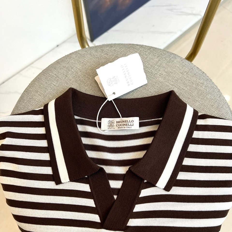 Brunello Cucinelli 2026春夏新品针织短袖POLO衫，以顶级面料与精裁工艺诠释意式休
