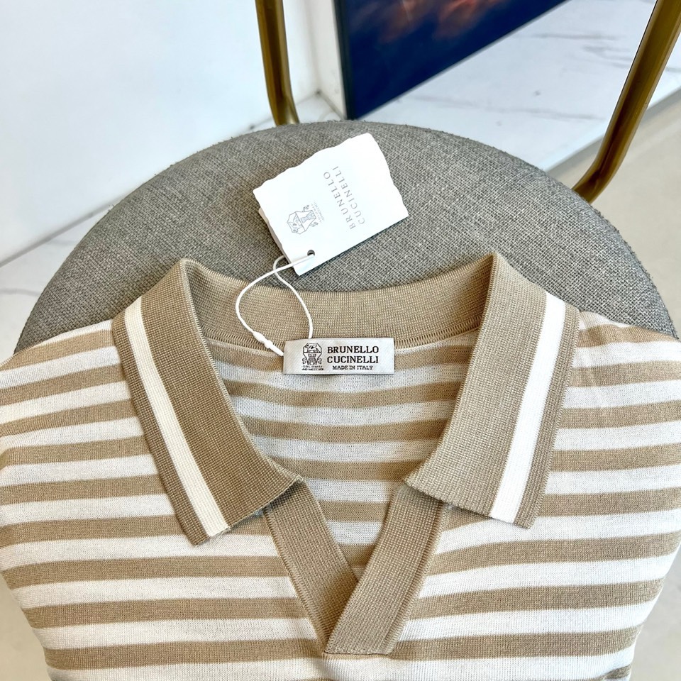 Brunello Cucinelli 2026春夏新品针织短袖POLO衫，以顶级面料与精裁工艺诠释意式休