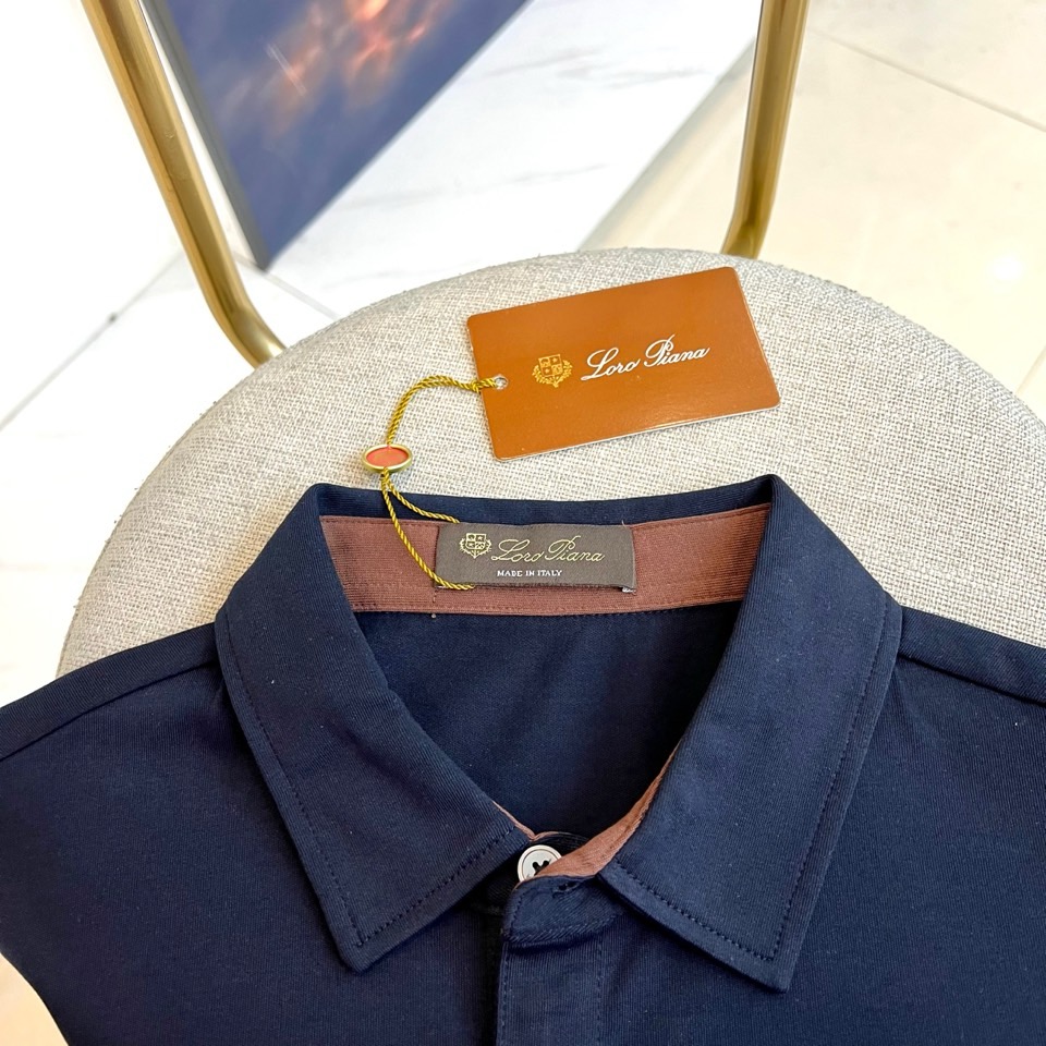loro Piana诺悠翩雅、2026春夏新品Polo衫，诠释经典休闲商务风范。采用100%棉面料，触感