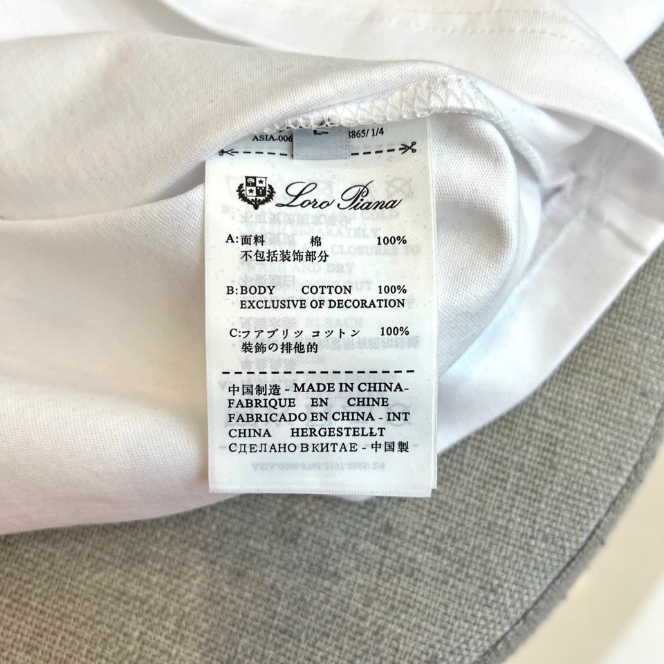loro Piana诺悠翩雅、2026春夏新品Polo衫，诠释经典休闲商务风范。采用100%棉面料，触感