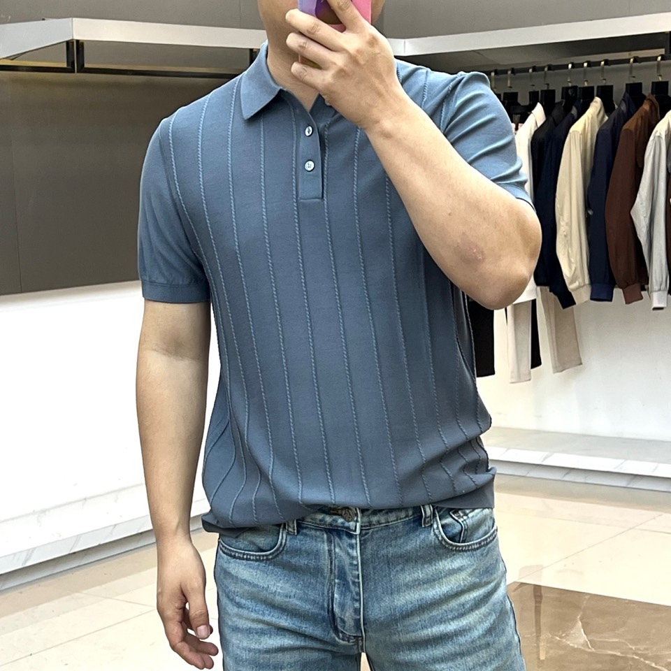 Brunello Cucinelli-bc、2026春夏新品短袖Polo，这款针织POLO衫以轻奢休闲风