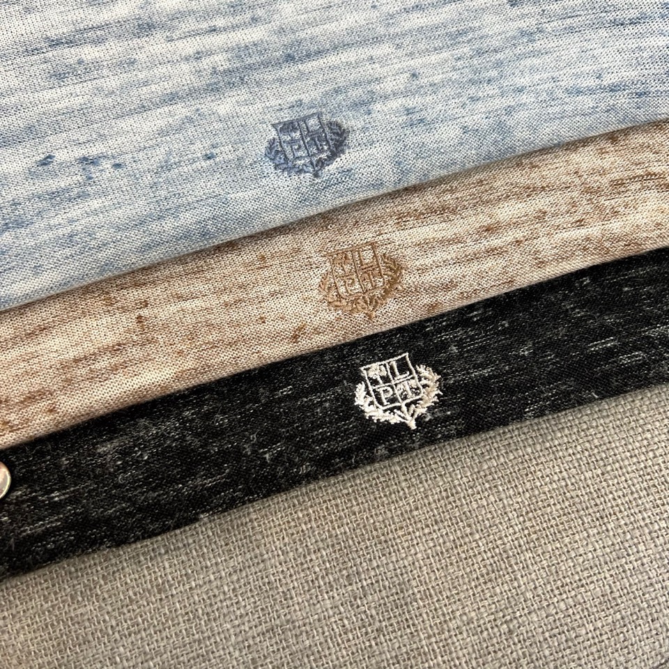 Loro Piana诺悠翩雅、2026春夏新品短袖PoLo衫，以简约轻奢之姿开启季节风尚。经典亨利领设计