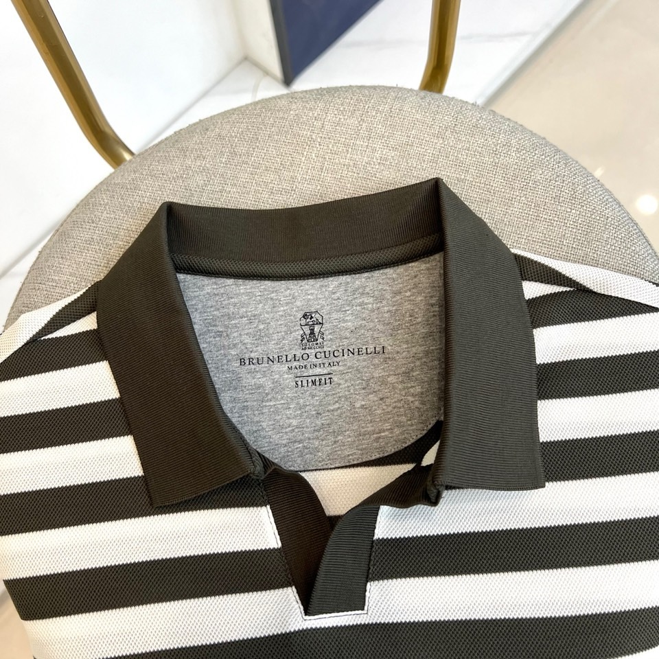 Brunello Cucinelli-BC、2026春夏新品条纹Polo衫，以经典翻领设计重塑休闲风尚，