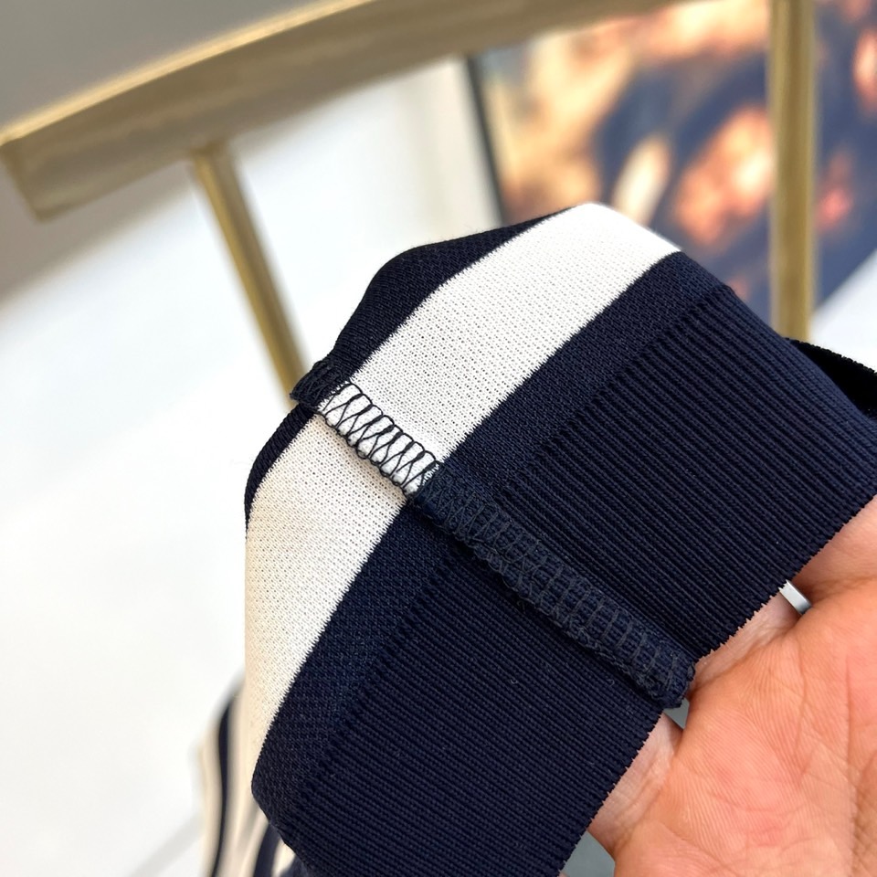 Brunello Cucinelli-BC、2026春夏新品条纹Polo衫，以经典翻领设计重塑休闲风尚，