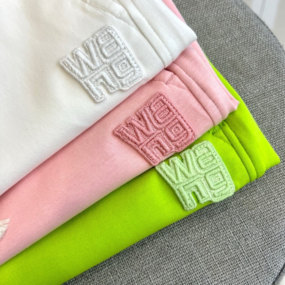 Alexander Wang亚历山大、2026春夏新品短裤，瞬间点亮春夏穿搭氛围！宽松版型适配多元身形，