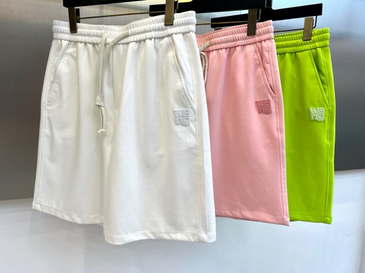 Alexander Wang亚历山大、2026春夏新品短裤，瞬间点亮春夏穿搭氛围！宽松版型适配多元身形，