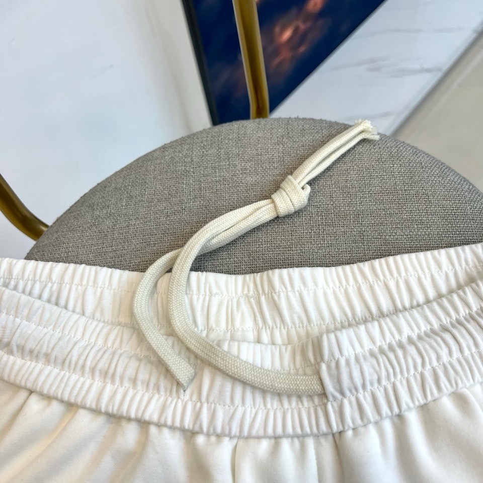 Alexander Wang亚历山大、2026春夏新品短裤，瞬间点亮春夏穿搭氛围！宽松版型适配多元身形，