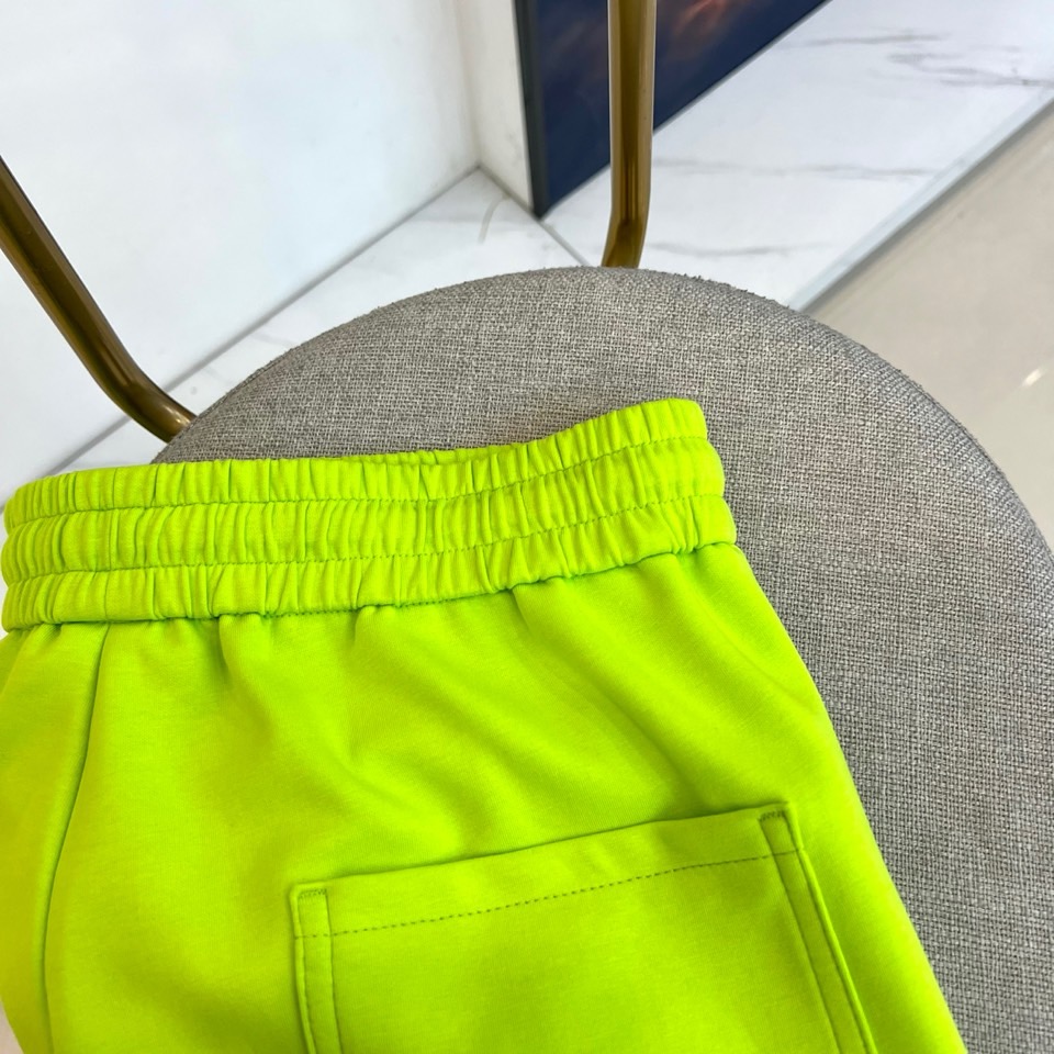 Alexander Wang亚历山大、2026春夏新品短裤，瞬间点亮春夏穿搭氛围！宽松版型适配多元身形，