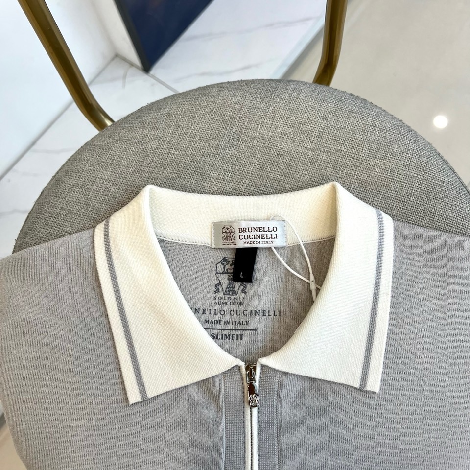 Brunello Cucinelli-BC、2026春夏新品针织短袖Polo衫，以利落修身剪裁重塑经典轮