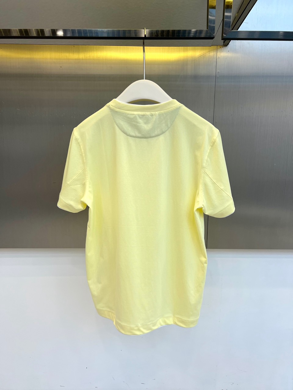 Brunello Cucinelli-BC、2026春夏新品短袖T恤，以醒目色调为主色，瞬间点亮视觉焦点