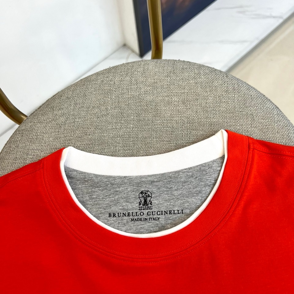 Brunello Cucinelli-BC、2026春夏新品短袖T恤，以醒目色调为主色，瞬间点亮视觉焦点
