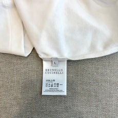 Brunello Cucinelli-BC、2026春夏新品短袖T恤,以纯色为主调,甄选优质棉质面料,触 Brunello Cucinelli-BC、2026春夏新品短袖T恤,以纯色为主调,甄选优质棉质面料,触
