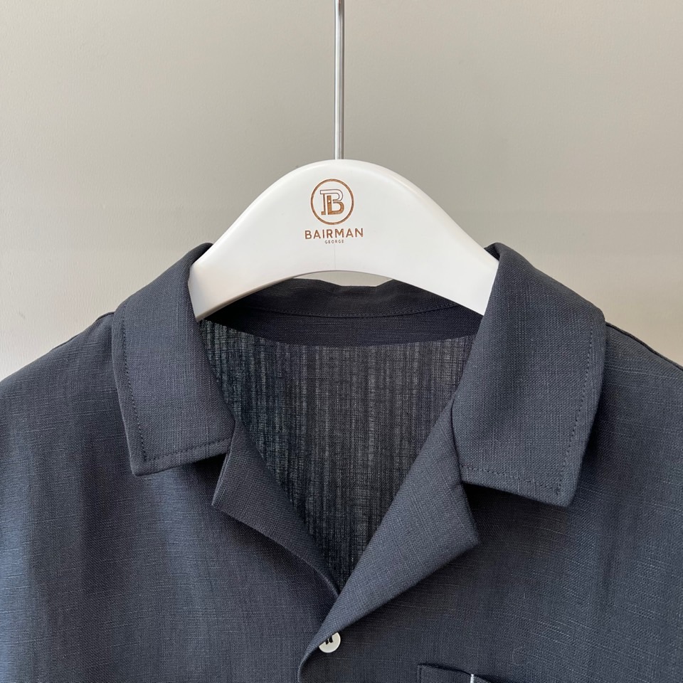一套Brunello Cucinelli-BC、2026春夏新品休闲套装，以78%亚麻混纺22%真丝的奢
