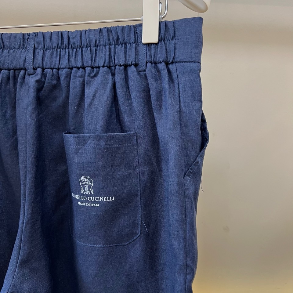 Brunello Cucinelli-BC、2026春夏新品套装，以纯色为主色调，打造都市轻奢休闲风范。