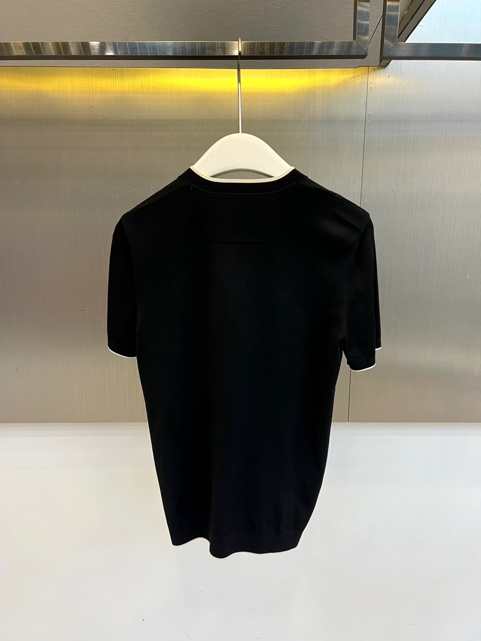 Brunello Cucinelli-BC、2026春夏新品短袖T恤，以简约廓形诠释轻奢日常。纯色调干净