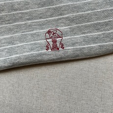 Brunello Cucinelli-BC、2026春夏新品针织短袖T恤,以经典海魂条纹为基底,细条纹交 Brunello Cucinelli-BC、2026春夏新品针织短袖T恤,以经典海魂条纹为基底,细条纹交