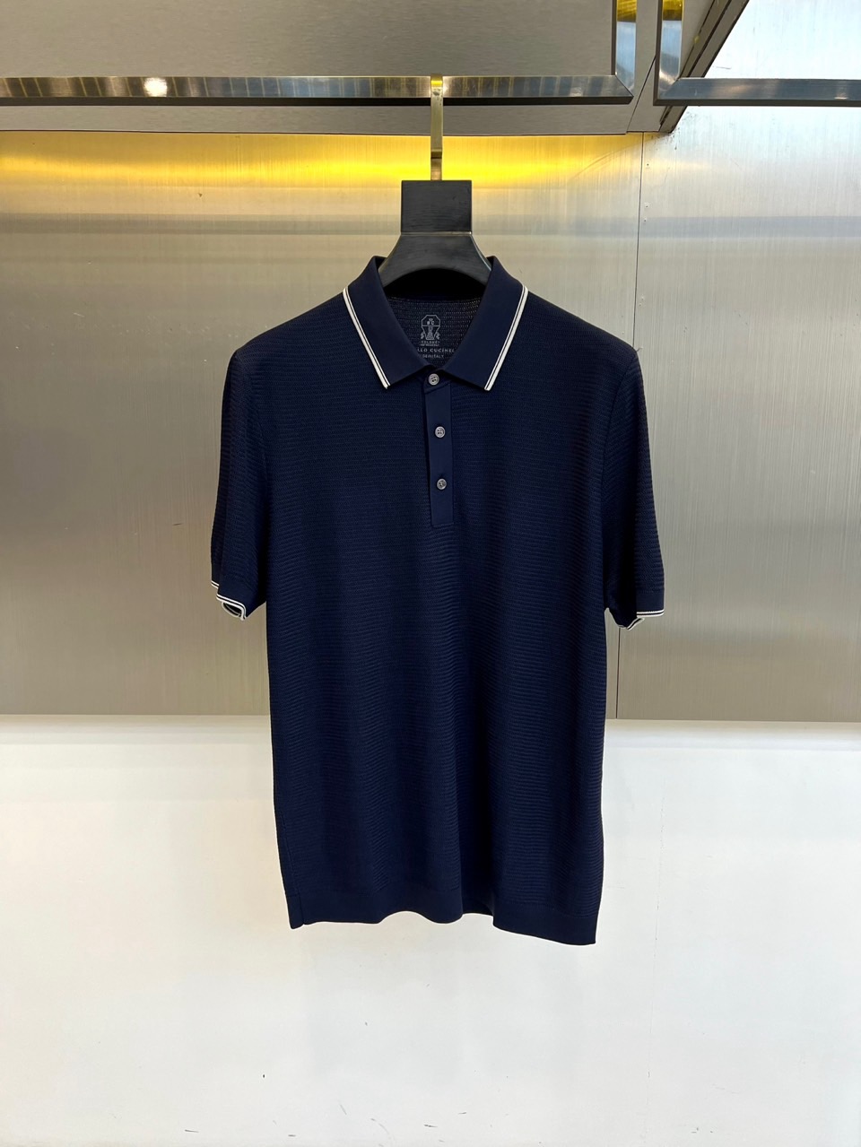 Brunello Cucinelli-BC、2026春夏新品男士POLO衫，主调搭配细腻纹理，简约翻领设