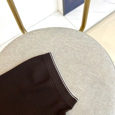 Brunello Cucinelli-BC、2026春夏新品男士POLO衫,主调搭配细腻纹理,简约翻领设 Brunello Cucinelli-BC、2026春夏新品男士POLO衫,主调搭配细腻纹理,简约翻领设
