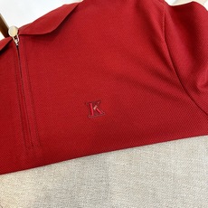 Kiton奇顿、2026春夏新品短袖Polo衫,以奢华双丝光工艺重塑经典版型,面料经双面丝光处理,呈现珍 Kiton奇顿、2026春夏新品短袖Polo衫,以奢华双丝光工艺重塑经典版型,面料经双面丝光处理,呈现珍