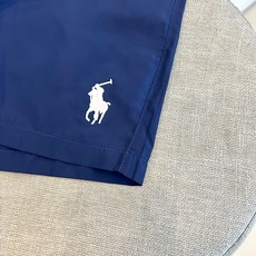 Polo Ralph Lauren拉夫劳伦、2026春夏新品男士运动休闲短裤重磅来袭!以纯色为主调,视觉 Polo Ralph Lauren拉夫劳伦、2026春夏新品男士运动休闲短裤重磅来袭!以纯色为主调,视觉
