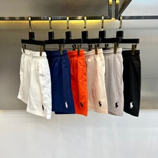 Polo Ralph Lauren拉夫劳伦、2026春夏新品男士运动休闲短裤重磅来袭!以纯色为主调,视觉 Polo Ralph Lauren拉夫劳伦、2026春夏新品男士运动休闲短裤重磅来袭!以纯色为主调,视觉