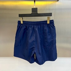 Polo Ralph Lauren拉夫劳伦、2026春夏新品男士运动休闲短裤重磅来袭!以纯色为主调,视觉 Polo Ralph Lauren拉夫劳伦、2026春夏新品男士运动休闲短裤重磅来袭!以纯色为主调,视觉