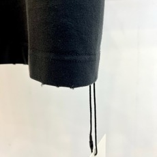 Y-3 山本耀司、2026春夏新品无袖T恤,以极简主义美学重塑运动休闲穿搭。纯色搭配左胸处标志性的Y-3 Y-3 山本耀司、2026春夏新品无袖T恤,以极简主义美学重塑运动休闲穿搭。纯色搭配左胸处标志性的Y-3