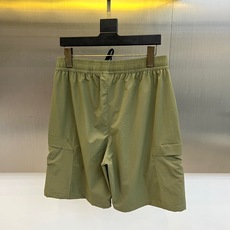 Arcteryx 始祖鸟、2026春夏新品工装短裤,以极简户外美学重塑都市休闲格调。纯 色调温柔百搭,自 Arcteryx 始祖鸟、2026春夏新品工装短裤,以极简户外美学重塑都市休闲格调。纯 色调温柔百搭,自