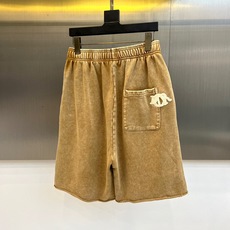 Dio迪奥、2026春夏新品休闲短裤,以极简主义美学重塑都市运动风范。色系温柔治愈,轻松点亮春夏衣橱。松 Dio迪奥、2026春夏新品休闲短裤,以极简主义美学重塑都市运动风范。色系温柔治愈,轻松点亮春夏衣橱。松