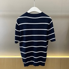 Polo Ralph Lauren拉夫劳伦、2026春夏新品条纹针织短袖T恤,以经典宽条纹演绎永不过时的 Polo Ralph Lauren拉夫劳伦、2026春夏新品条纹针织短袖T恤,以经典宽条纹演绎永不过时的