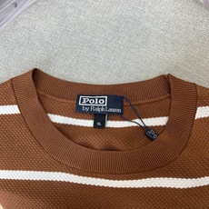 Polo Ralph Lauren拉夫劳伦、2026春夏新品条纹针织短袖T恤,以经典宽条纹演绎永不过时的 Polo Ralph Lauren拉夫劳伦、2026春夏新品条纹针织短袖T恤,以经典宽条纹演绎永不过时的