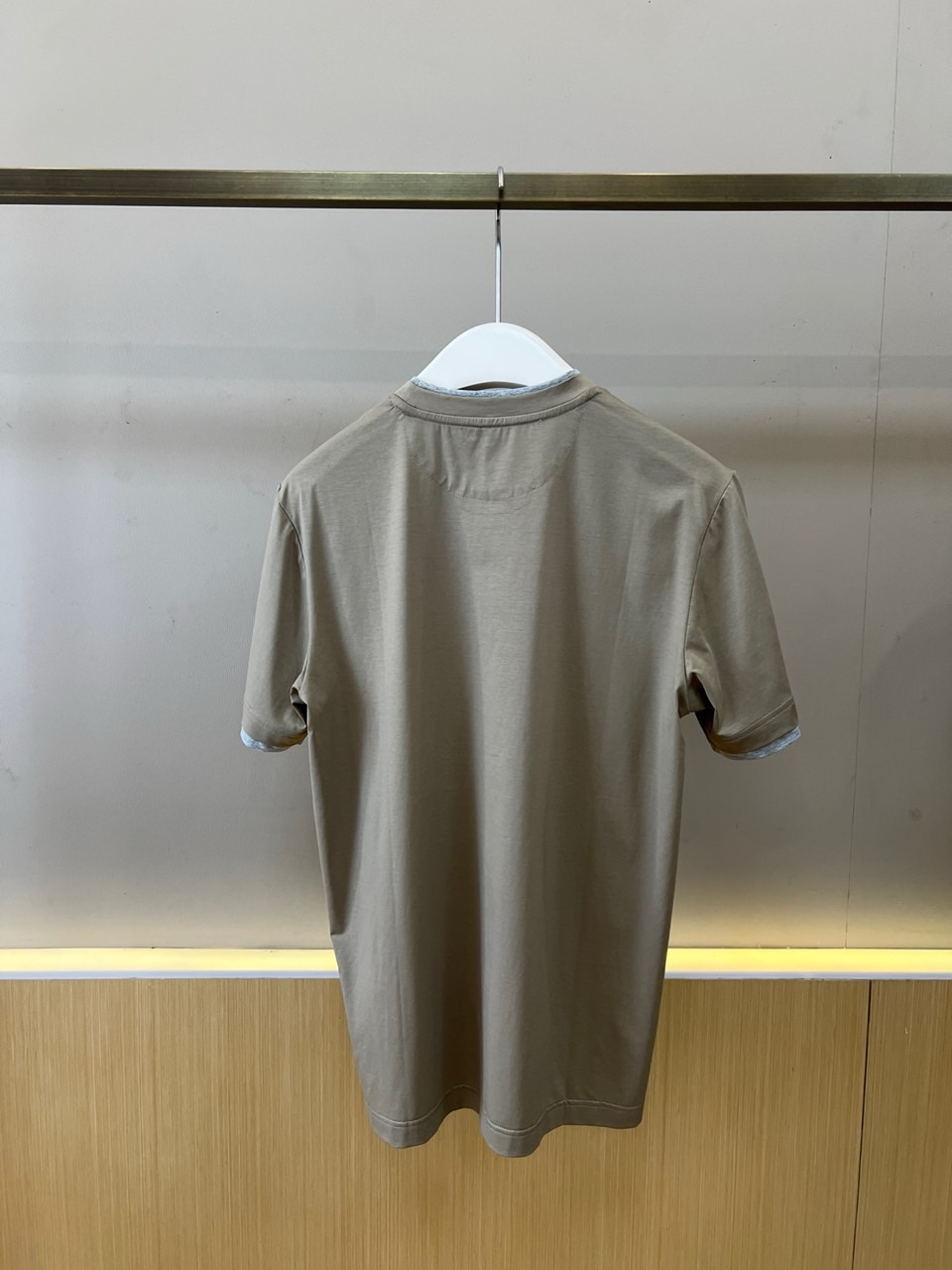 Brunello Cucinelli-BC、2026春夏新品短袖T恤，以简约廓形诠释当代轻奢男装美学。纯